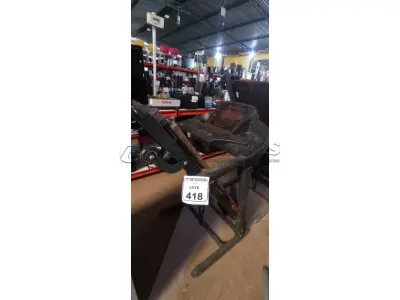 01 ESTEIRA ERGOMÉTRICA. (NO ESTADO) ATENÇÃO! FAZER A VISITAÇÃO ANTES DE ARREMATAR, NÃO SABEMOS SE FUNCIONA, LEILÃO NÃO TEM GARANTIA E NEM DEVOLUÇÃO, SUJEITO A POSSÍVEIS AVARIAS VISÍVEIS/OCULTAS E/OU AUSÊNCIA DE COMPONENTES.