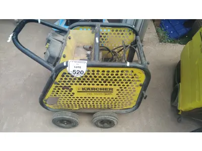 01 LAVADORA DE ALTA PRESSÃO INDUSTRIAL MODELO HD 10/25 MAXI MARCA KARCHER. (NO ESTADO) ATENÇÃO! FAZER A VISITAÇÃO ANTES DE ARREMATAR, NÃO SABEMOS SE FUNCIONA, LEILÃO NÃO TEM GARANTIA E NEM DEVOLUÇÃO, SUJEITO A POSSÍVEIS AVARIAS VISÍVEIS/OCULTAS E/OU AUSÊNCIA DE COMPONENTES.