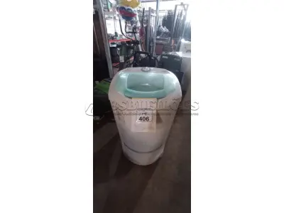 01 LAVADORA AUTOMÁTICA 6KG 220V MARCA CONSUL. (NO ESTADO) ATENÇÃO! FAZER A VISITAÇÃO ANTES DE ARREMATAR, NÃO SABEMOS SE FUNCIONA, LEILÃO NÃO TEM GARANTIA E NEM DEVOLUÇÃO, SUJEITO A POSSÍVEIS AVARIAS VISÍVEIS/OCULTAS E/OU AUSÊNCIA DE COMPONENTES.