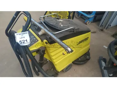 01 MÁQUINA DE LAVAR PISO INDUSTRIAL MODELO BD 530 MARCA KARCHER. (NO ESTADO) ATENÇÃO! FAZER A VISITAÇÃO ANTES DE ARREMATAR, NÃO SABEMOS SE FUNCIONA, LEILÃO NÃO TEM GARANTIA E NEM DEVOLUÇÃO, SUJEITO A POSSÍVEIS AVARIAS VISÍVEIS/OCULTAS E/OU AUSÊNCIA DE COMPONENTES.