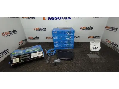 05 ROUTERS DE BANDA LARGA MARCA CISCO