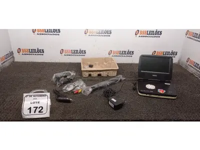 01 DVD PORTATIL MARCA PHILIPS. (NO ESTADO) ATENÇÃO! FAZER A VISITAÇÃO ANTES DE ARREMATAR, NÃO SABEMOS SE FUNCIONA, LEILÃO NÃO TEM GARANTIA E NEM DEVOLUÇÃO, SUJEITO A POSSÍVEIS AVARIAS VISÍVEIS/OCULTAS E/OU AUSÊNCIA DE COMPONENTES.