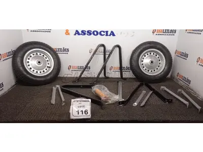 02 KITS DE RODA DE CARRINHO DE MÃO. (NO ESTADO) ATENÇÃO! FAZER A VISITAÇÃO ANTES DE ARREMATAR, NÃO SABEMOS SE FUNCIONA, LEILÃO NÃO TEM GARANTIA E NEM DEVOLUÇÃO, SUJEITO A POSSÍVEIS AVARIAS VISÍVEIS/OCULTAS E/OU AUSÊNCIA DE COMPONENTES.