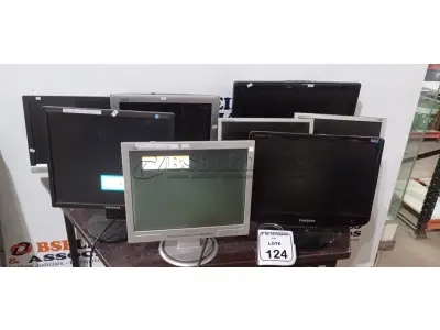 08 MONITORES DE MARCAS E MODELOS DIVERSOS. (NO ESTADO) ATENÇÃO! FAZER A VISITAÇÃO ANTES DE ARREMATAR, NÃO SABEMOS SE FUNCIONA, LEILÃO NÃO TEM GARANTIA E NEM DEVOLUÇÃO, SUJEITO A POSSÍVEIS AVARIAS VISÍVEIS/OCULTAS E/OU AUSÊNCIA DE COMPONENTES.
