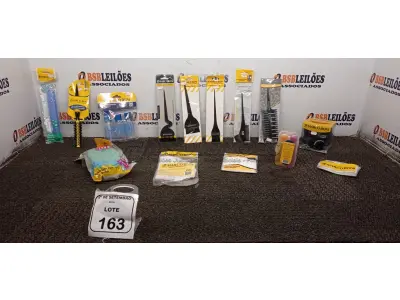01 LOTE COM UTENSÍLIOS DE HIGIENE E CUIDADOS PESSOAIS DIVERSOS. (NO ESTADO) ATENÇÃO! FAZER A VISITAÇÃO ANTES DE ARREMATAR, NÃO SABEMOS SE FUNCIONA, LEILÃO NÃO TEM GARANTIA E NEM DEVOLUÇÃO, SUJEITO A POSSÍVEIS AVARIAS VISÍVEIS/OCULTAS E/OU AUSÊNCIA DE COMPONENTES.