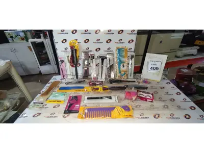 01 LOTE COM UTENSÍLIOS DE HIGIENE E CUIDADOS PESSOAIS DIVERSOS. (NO ESTADO) ATENÇÃO! FAZER A VISITAÇÃO ANTES DE ARREMATAR, NÃO SABEMOS SE FUNCIONA, LEILÃO NÃO TEM GARANTIA E NEM DEVOLUÇÃO, SUJEITO A POSSÍVEIS AVARIAS VISÍVEIS/OCULTAS E/OU AUSÊNCIA DE COMPONENTES.