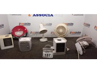 01 ASPIRADOR ROBÔ, 01 LUMINÁRIA DE MESA E 05 VENTILADORES PORTÁTEIS. (NO ESTADO) ATENÇÃO! FAZER A VISITAÇÃO ANTES DE ARREMATAR, NÃO SABEMOS SE FUNCIONA, LEILÃO NÃO TEM GARANTIA E NEM DEVOLUÇÃO, SUJEITO A POSSÍVEIS AVARIAS VISÍVEIS/OCULTAS E/OU AUSÊNCIA DE COMPONENTES.