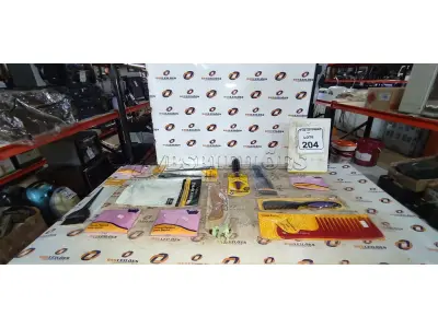 01 LOTE COM UTENSÍLIOS DE HIGIENE E CUIDADOS PESSOAIS DIVERSOS. (NO ESTADO) ATENÇÃO! FAZER A VISITAÇÃO ANTES DE ARREMATAR, NÃO SABEMOS SE FUNCIONA, LEILÃO NÃO TEM GARANTIA E NEM DEVOLUÇÃO, SUJEITO A POSSÍVEIS AVARIAS VISÍVEIS/OCULTAS E/OU AUSÊNCIA DE COMPONENTES.