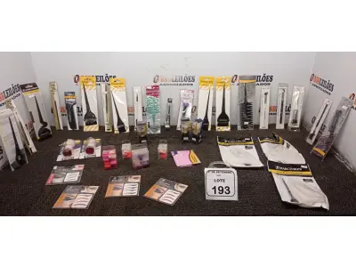 01 LOTE COM UTENSÍLIOS DE HIGIENE E CUIDADOS PESSOAIS DIVERSOS. (NO ESTADO) ATENÇÃO! FAZER A VISITAÇÃO ANTES DE ARREMATAR, NÃO SABEMOS SE FUNCIONA, LEILÃO NÃO TEM GARANTIA E NEM DEVOLUÇÃO, SUJEITO A POSSÍVEIS AVARIAS VISÍVEIS/OCULTAS E/OU AUSÊNCIA DE COMPONENTES.