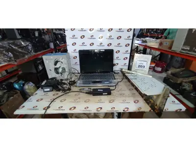 01 NOTEBOOK MARCA HP COM FONTE, 01 MOLDEM, 01 HEADPHONE MARCA NUBWO E 01 CÍTARA COM PARTITURAS. (NO ESTADO) ATENÇÃO! FAZER A VISITAÇÃO ANTES DE ARREMATAR, NÃO SABEMOS SE FUNCIONA, LEILÃO NÃO TEM GARANTIA E NEM DEVOLUÇÃO, SUJEITO A POSSÍVEIS AVARIAS VISÍVEIS/OCULTAS E/OU AUSÊNCIA DE COMPONENTES.