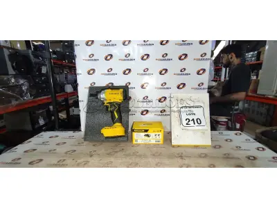 01 CHAVE IMPACTO 21V COM CARREGADOR USB MARCA BOMVINK (NOVO). (NO ESTADO) ATENÇÃO! FAZER A VISITAÇÃO ANTES DE ARREMATAR, NÃO SABEMOS SE FUNCIONA, LEILÃO NÃO TEM GARANTIA E NEM DEVOLUÇÃO, SUJEITO A POSSÍVEIS AVARIAS VISÍVEIS/OCULTAS E/OU AUSÊNCIA DE COMPONENTES.