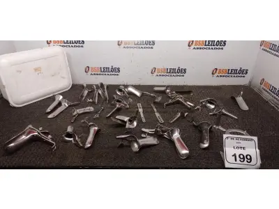 01 LOTE COM DIVERSOS EQUIPAMENTOS GINECOLÓGICOS DE MODELOS DIVERSOS. (NO ESTADO) ATENÇÃO! FAZER A VISITAÇÃO ANTES DE ARREMATAR, NÃO SABEMOS SE FUNCIONA, LEILÃO NÃO TEM GARANTIA E NEM DEVOLUÇÃO, SUJEITO A POSSÍVEIS AVARIAS VISÍVEIS/OCULTAS E/OU AUSÊNCIA DE COMPONENTES.