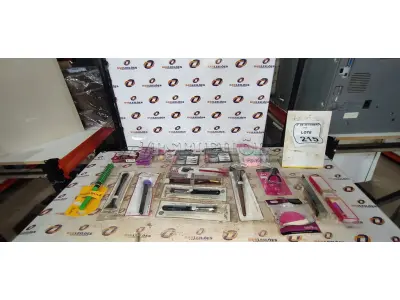 01 LOTE COM UTENSÍLIOS DE HIGIENE E CUIDADOS PESSOAIS DIVERSOS. (NO ESTADO) ATENÇÃO! FAZER A VISITAÇÃO ANTES DE ARREMATAR, NÃO SABEMOS SE FUNCIONA, LEILÃO NÃO TEM GARANTIA E NEM DEVOLUÇÃO, SUJEITO A POSSÍVEIS AVARIAS VISÍVEIS/OCULTAS E/OU AUSÊNCIA DE COMPONENTES.