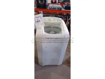 01 MÁQUINA DE LAVAR 9KG 220V MARCA ELECTROLUX. (NO ESTADO) ATENÇÃO! FAZER A VISITAÇÃO ANTES DE ARREMATAR, NÃO SABEMOS SE FUNCIONA, LEILÃO NÃO TEM GARANTIA E NEM DEVOLUÇÃO, SUJEITO A POSSÍVEIS AVARIAS VISÍVEIS/OCULTAS E/OU AUSÊNCIA DE COMPONENTES.