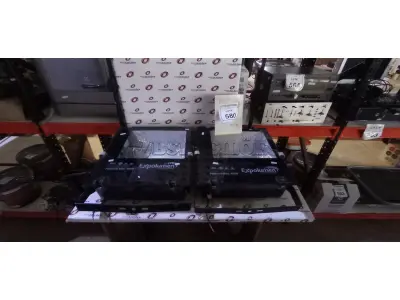 02 REFLETORES 400W MARCA EXPOLUMEN. (NO ESTADO) ATENÇÃO! FAZER A VISITAÇÃO ANTES DE ARREMATAR, NÃO SABEMOS SE FUNCIONA, LEILÃO NÃO TEM GARANTIA E NEM DEVOLUÇÃO, SUJEITO A POSSÍVEIS AVARIAS VISÍVEIS/OCULTAS E/OU AUSÊNCIA DE COMPONENTES.