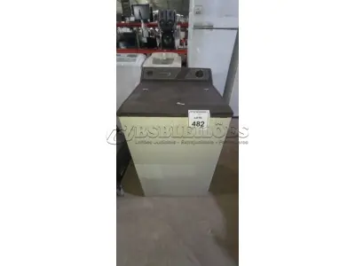 01 MÁQUINA DE LAVAR 5KG 220V MARCA BRASTEMP. (NO ESTADO) ATENÇÃO! FAZER A VISITAÇÃO ANTES DE ARREMATAR, NÃO SABEMOS SE FUNCIONA, LEILÃO NÃO TEM GARANTIA E NEM DEVOLUÇÃO, SUJEITO A POSSÍVEIS AVARIAS VISÍVEIS/OCULTAS E/OU AUSÊNCIA DE COMPONENTES.