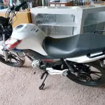 LOTE 403 - 01 MOTO HONDA CG 160 FAN FLEX; ANO 2018/2018 NA COR BRANCA. (NO ESTADO, NÃO SABEMOS SE FUNCIONA. LEILÃO NÃO TEM GARANTIA E NEM DEVOLUÇÃO.)