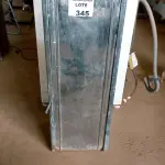 LOTE 345 - 01 BEBEDOURO EM AÇO E INOX INCOMPLETO. (NO ESTADO, NÃO SABEMOS SE FUNCIONA. LEILÃO NÃO TEM GARANTIA E NEM DEVOLUÇÃO.)
