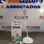 LOTE 250 - 01 LUMINÁRIA DE LED. (NO ESTADO, LEILÃO NÃO TEM GARANTIA E NEM DEVOLUÇÃO, SUJEITO A POSSÍVEIS AVARIAS VISÍVEIS/OCULTAS E/OU AUSÊNCIA DE COMPONENTES).