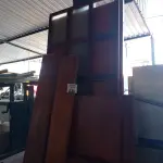 LOTE 436 - 01 LOTE COM VÁRIAS PORTAS E RECORTES DE MADEIRA COMPENSADO. (NO ESTADO, LEILÃO NÃO TEM GARANTIA E NEM DEVOLUÇÃO, SUJEITO A POSSÍVEIS AVARIAS VISÍVEIS/OCULTAS E/OU AUSÊNCIA DE COMPONENTES).