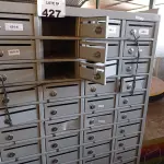 LOTE 427 - 01 ESCANINHO EM AÇO. (NO ESTADO, LEILÃO NÃO TEM GARANTIA E NEM DEVOLUÇÃO, SUJEITO A POSSÍVEIS AVARIAS VISÍVEIS/OCULTAS E/OU AUSÊNCIA DE COMPONENTES).