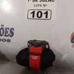 LOTE 101 - 01 RELÓGIO DE PULSO ANALÓGICO. (NO ESTADO, LEILÃO NÃO TEM GARANTIA E NEM DEVOLUÇÃO, SUJEITO A POSSÍVEIS AVARIAS VISÍVEIS/OCULTAS E/OU AUSÊNCIA DE COMPONENTES).