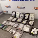 LOTE 129 - 01 LOTE COM VÁRIOS HARD DISC MARCAS E MODELOS DIVERSOS. (NO ESTADO, LEILÃO NÃO TEM GARANTIA E NEM DEVOLUÇÃO, SUJEITO A POSSÍVEIS AVARIAS VISÍVEIS/OCULTAS E/OU AUSÊNCIA DE COMPONENTES).