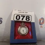 LOTE 078 - 01 RELÓGIO DE BOLSO ANALÓGICO. (NO ESTADO, LEILÃO NÃO TEM GARANTIA E NEM DEVOLUÇÃO, SUJEITO A POSSÍVEIS AVARIAS VISÍVEIS/OCULTAS E/OU AUSÊNCIA DE COMPONENTES).