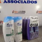 LOTE 010 - 06 FRASCOS DE SHAMPOO ANTICOCEIRA HEAD&SHOUDERS 200ML E 06 FRASCOS DE CONDICIONADOR AUSSIE 180ML. (NO ESTADO, LEILÃO NÃO TEM GARANTIA E NEM DEVOLUÇÃO, SUJEITO A POSSÍVEIS AVARIAS VISÍVEIS/OCULTAS E/OU AUSÊNCIA DE COMPONENTES).