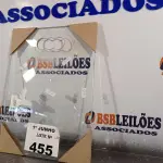 LOTE 455 - 02 TABUAS DE CORTE/FRIOS EM VIDRO TEMPERADO. (NO ESTADO, LEILÃO NÃO TEM GARANTIA E NEM DEVOLUÇÃO, SUJEITO A POSSÍVEIS AVARIAS VISÍVEIS/OCULTAS E/OU AUSÊNCIA DE COMPONENTES).