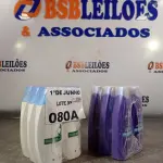 LOTE 080 - 06 FRASCOS DE SHAMPOO ANTICOCEIRA HEAD&SHOUDERS 200ML E 06 FRASCOS DE CONDICIONADOR AUSSIE 180ML. (NO ESTADO, LEILÃO NÃO TEM GARANTIA E NEM DEVOLUÇÃO, SUJEITO A POSSÍVEIS AVARIAS VISÍVEIS/OCULTAS E/OU AUSÊNCIA DE COMPONENTES).