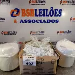 LOTE 493 - 02 FRASQUEIRAS SUPPLY CLEAN COM 04 REFIS. (NO ESTADO, LEILÃO NÃO TEM GARANTIA E NEM DEVOLUÇÃO, SUJEITO A POSSÍVEIS AVARIAS VISÍVEIS/OCULTAS E/OU AUSÊNCIA DE COMPONENTES).