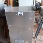 LOTE 478 - 01 LAVA LOUÇAS INDUSTRIAL. (NO ESTADO, LEILÃO NÃO TEM GARANTIA E NEM DEVOLUÇÃO, SUJEITO A POSSÍVEIS AVARIAS VISÍVEIS/OCULTAS E/OU AUSÊNCIA DE COMPONENTES).