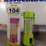 LOTE 104 - 01 JUICER PORTÁTIL. (NO ESTADO, LEILÃO NÃO TEM GARANTIA E NEM DEVOLUÇÃO, SUJEITO A POSSÍVEIS AVARIAS VISÍVEIS/OCULTAS E/OU AUSÊNCIA DE COMPONENTES).