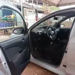 LOTE 406 - 01 TOYOTA ETIOS HB X NA COR PRATA; ALCOOL/GASOLINA; ANO 2014. (NO ESTADO)
