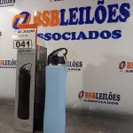 LOTE 041 - 01 GARRAFA TÉRMICA DE 750ML. (NO ESTADO, LEILÃO NÃO TEM GARANTIA E NEM DEVOLUÇÃO, SUJEITO A POSSÍVEIS AVARIAS VISÍVEIS/OCULTAS E/OU AUSÊNCIA DE COMPONENTES).
