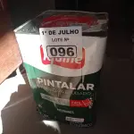 LOTE 096 - 01 LATA DE TINTA IQUINE PINTALAR FOSCO AVELUDADO INTERIORES NA COR BRANCO GELO 18L. (NO ESTADO, LEILÃO NÃO TEM GARANTIA E NEM DEVOLUÇÃO, SUJEITO A POSSÍVEIS AVARIAS VISÍVEIS/OCULTAS E/OU AUSÊNCIA DE COMPONENTES).