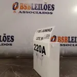 LOTE 220 - 01 FONE DE OUVIDO WIRELESS. (NO ESTADO, LEILÃO NÃO TEM GARANTIA E NEM DEVOLUÇÃO, SUJEITO A POSSÍVEIS AVARIAS VISÍVEIS/OCULTAS E/OU AUSÊNCIA DE COMPONENTES).