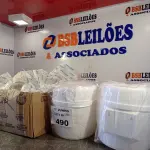 LOTE 490 - 02 FRASQUEIRAS SUPPLY CLEAN COM 04 REFIS. (NO ESTADO, LEILÃO NÃO TEM GARANTIA E NEM DEVOLUÇÃO, SUJEITO A POSSÍVEIS AVARIAS VISÍVEIS/OCULTAS E/OU AUSÊNCIA DE COMPONENTES).