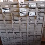 LOTE 427 - 01 ESCANINHO EM AÇO. (NO ESTADO, LEILÃO NÃO TEM GARANTIA E NEM DEVOLUÇÃO, SUJEITO A POSSÍVEIS AVARIAS VISÍVEIS/OCULTAS E/OU AUSÊNCIA DE COMPONENTES).