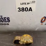 LOTE 380 - 01 RELÓGIO DE PULSO ANALÓGICO. (NO ESTADO, LEILÃO NÃO TEM GARANTIA E NEM DEVOLUÇÃO, SUJEITO A POSSÍVEIS AVARIAS VISÍVEIS/OCULTAS E/OU AUSÊNCIA DE COMPONENTES).
