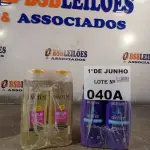 LOTE 040 - 06 FRASCOS DE SHAMPOO PANTENE PRO-V MICELAR PURIFICA E HIDRATA 200ML E 06 FRASCOS DE CONDICIONADOR AUSSIE 180ML. (NO ESTADO, LEILÃO NÃO TEM GARANTIA E NEM DEVOLUÇÃO, SUJEITO A POSSÍVEIS AVARIAS VISÍVEIS/OCULTAS E/OU AUSÊNCIA DE COMPONENTES).