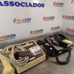 LOTE 048 - 02 APARELHOS DE TELEFONE ANTIGOS. (NO ESTADO, LEILÃO NÃO TEM GARANTIA E NEM DEVOLUÇÃO, SUJEITO A POSSÍVEIS AVARIAS VISÍVEIS/OCULTAS E/OU AUSÊNCIA DE COMPONENTES).