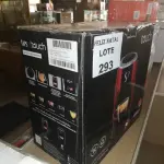 LOTE 293 - MÁQUINA DE CAFÉ TRES TOUCH 220 VOLTS VERMELHA (NO ESTADO SEM GARANTIA DE FUNCIONAMENTO, SUJEITO A POSSÍVEIS AVARIAS VISÍVEIS/OCULTAS E/OU AUSÊNCIA DE COMPONENTES)