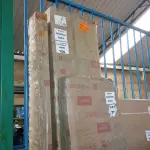 LOTE 156 - ROUPEIRO CRAVO 4 PORTAS BRANCO/ROSA (NO ESTADO SEM GARANTIA DE FUNCIONAMENTO, SUJEITO A POSSÍVEIS AVARIAS VISÍVEIS/OCULTAS E/OU AUSÊNCIA DE COMPONENTES)