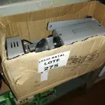 LOTE 275 - PROJETOR DE LUZ(NO ESTADO SEM GARANTIA DE FUNCIONAMENTO, SUJEITO A POSSÍVEIS AVARIAS VISÍVEIS/OCULTAS E/OU AUSÊNCIA DE COMPONENTES)