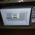 LOTE 268 - MICROONDAS ELECTROLUX  (NO ESTADO SEM GARANTIA DE FUNCIONAMENTO, SUJEITO A POSSÍVEIS AVARIAS VISÍVEIS/OCULTAS E/OU AUSÊNCIA DE COMPONENTES)