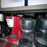 LOTE 058 - 9 CAFETEIRAS (NO ESTADO SEM GARANTIA DE FUNCIONAMENTO, SUJEITO A POSSÍVEIS AVARIAS VISÍVEIS/OCULTAS E/OU AUSÊNCIA DE COMPONENTES)