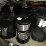 LOTE 216 - 5 CAFETEIRAS (NO ESTADO SEM GARANTIA DE FUNCIONAMENTO, SUJEITO A POSSÍVEIS AVARIAS VISÍVEIS/OCULTAS E/OU AUSÊNCIA DE COMPONENTES)