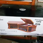 LOTE 035 - VITROLA RAVEO ÓPERA BT BIVOLT (NO ESTADO SEM GARANTIA DE FUNCIONAMENTO, SUJEITO A POSSÍVEIS AVARIAS VISÍVEIS/OCULTAS E/OU AUSÊNCIA DE COMPONENTES)